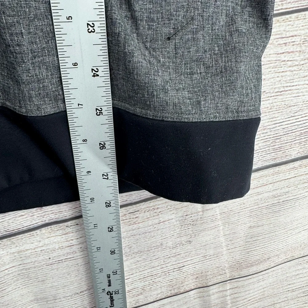 The North Face Full Zip Hoodie Mens Medium‎ Gray Black Softshell Fleece Jacket